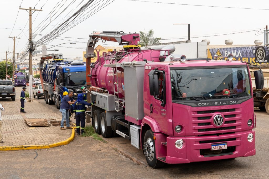 Tecnologia Vac-All para limpeza de galerias pluviais